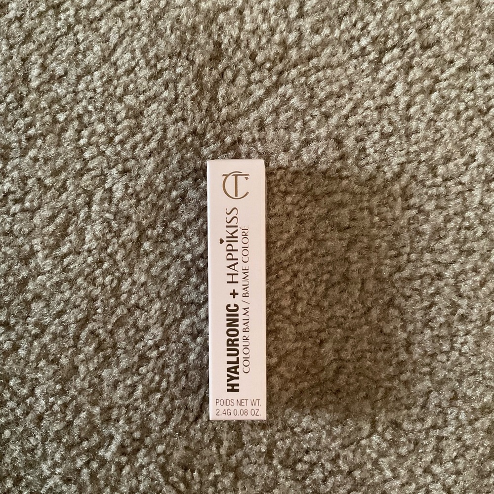 Charlotte Tilbury Hyaluronic + Happikiss Lip Balm